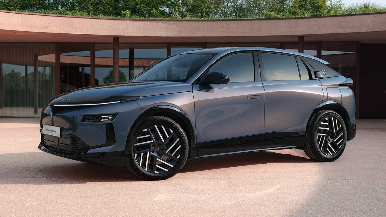 Lancia возродила модель Gamma в виде кросс-хэтча