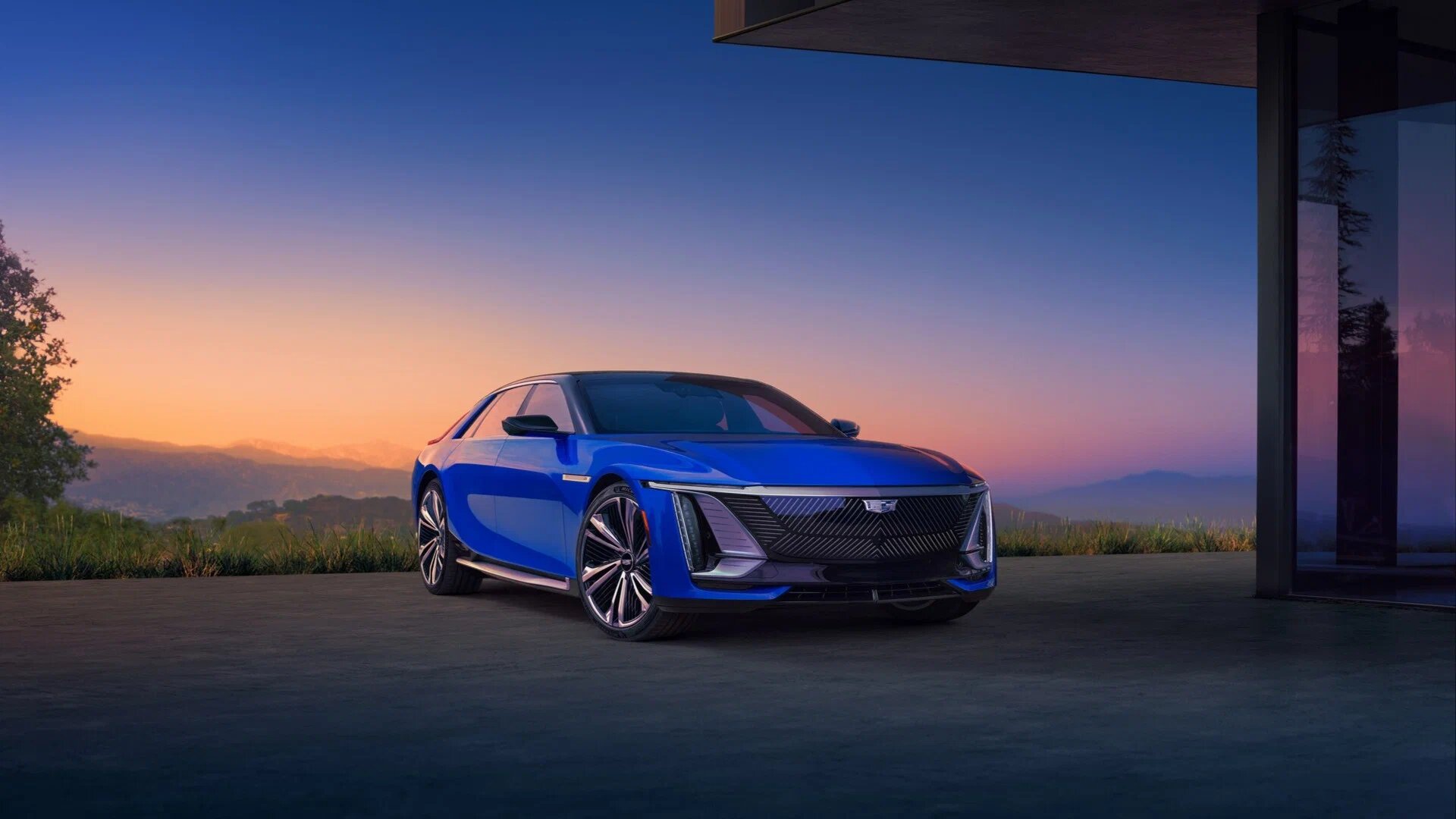 Электрический флагман Cadillac подорожал на 40 000 долларов до начала продаж