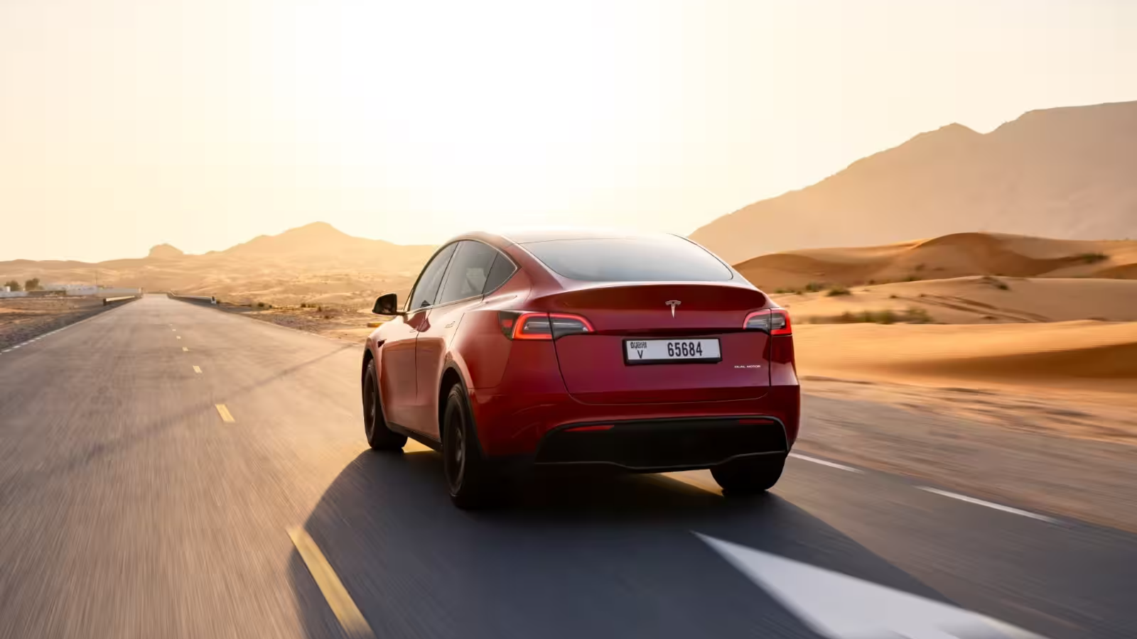 Треть владельцев Tesla Model Y готовы пересесть на бензиновые машины, показало исследование
