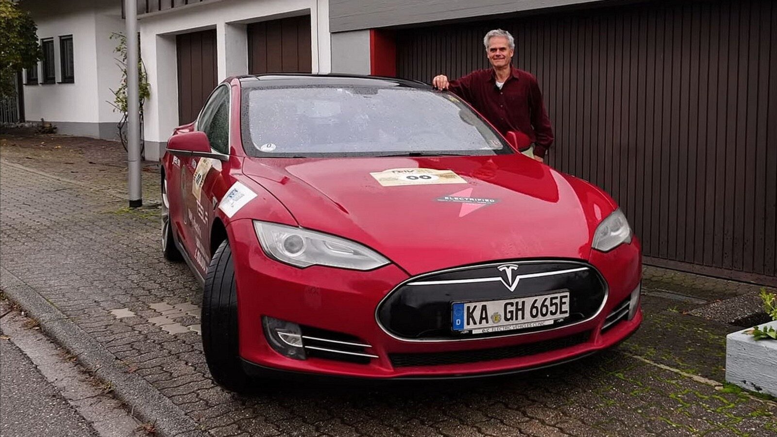 Tesla Model S проехала почти 2 миллиона километров ценой 13 моторов