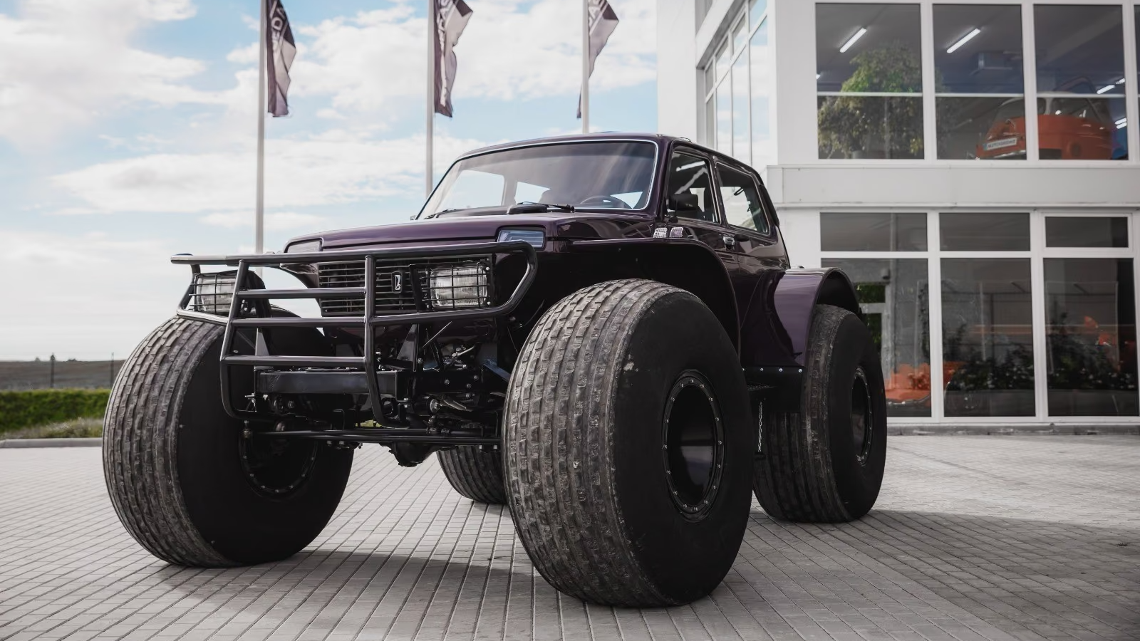 Болотоход на базе Lada Niva появился в продаже в Германии