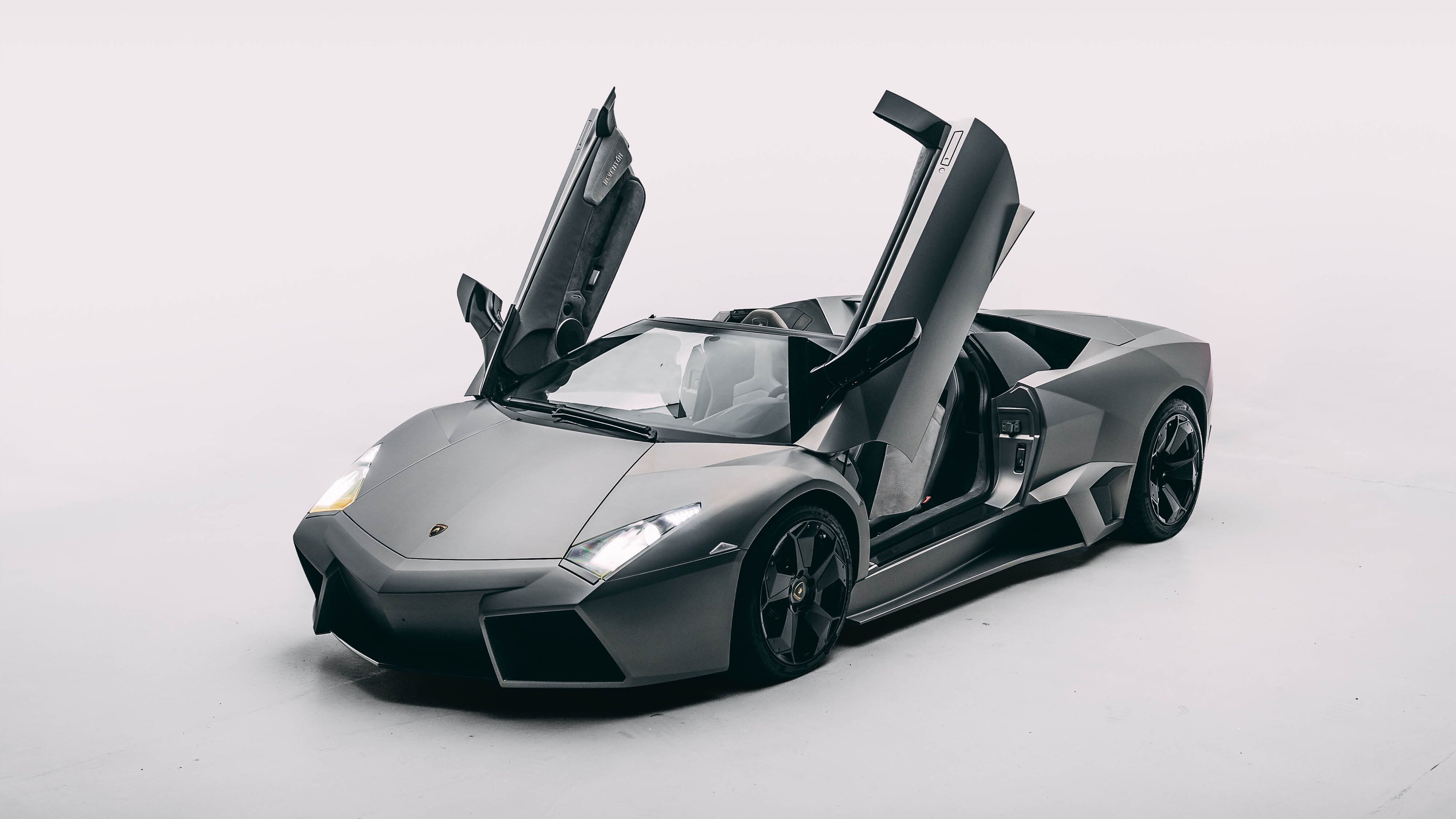 С молотка уйдёт редчайший родстер Lamborghini без пробега