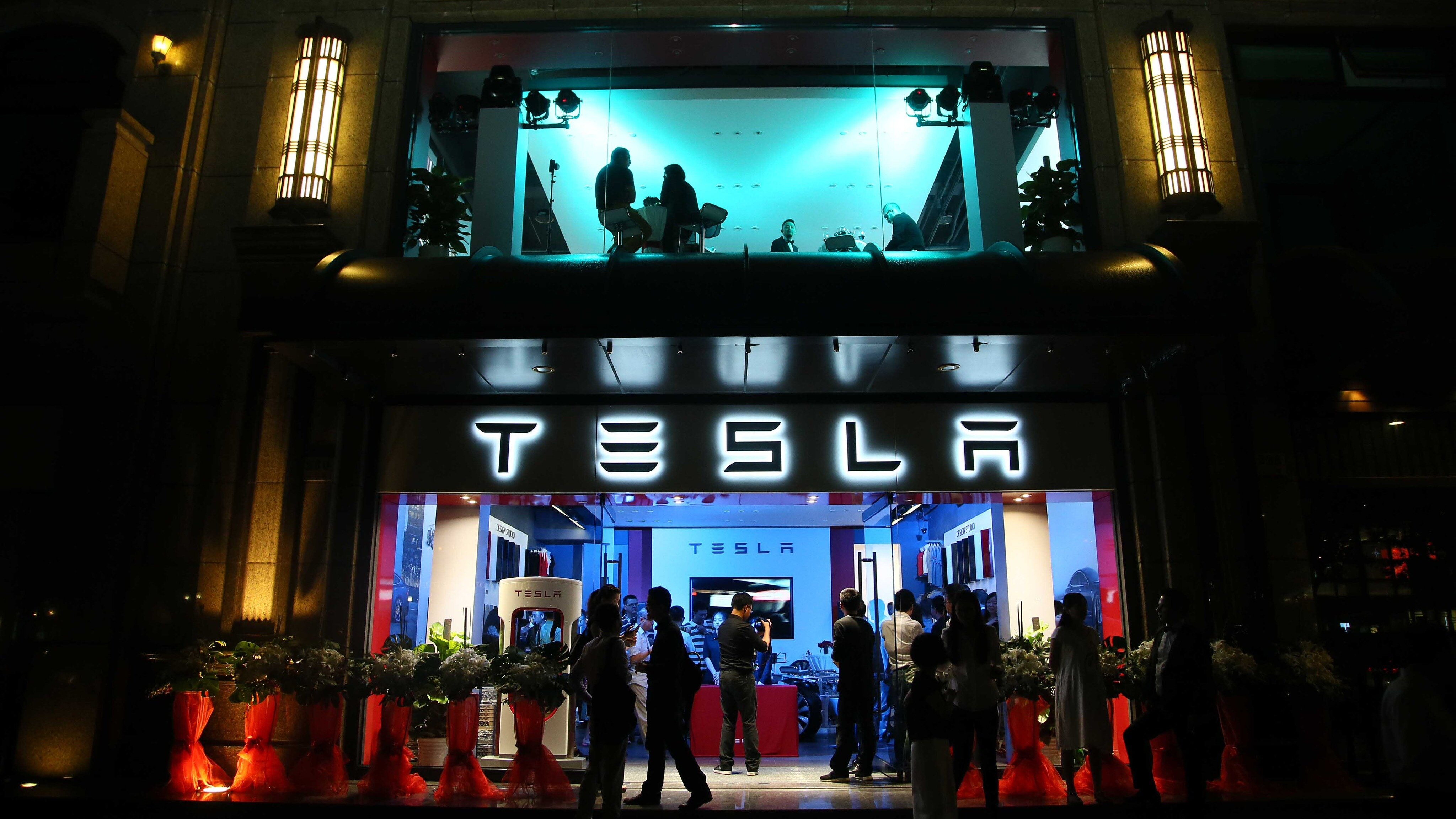 Илон Маск подтвердил возможность слияния Tesla и SpaceX