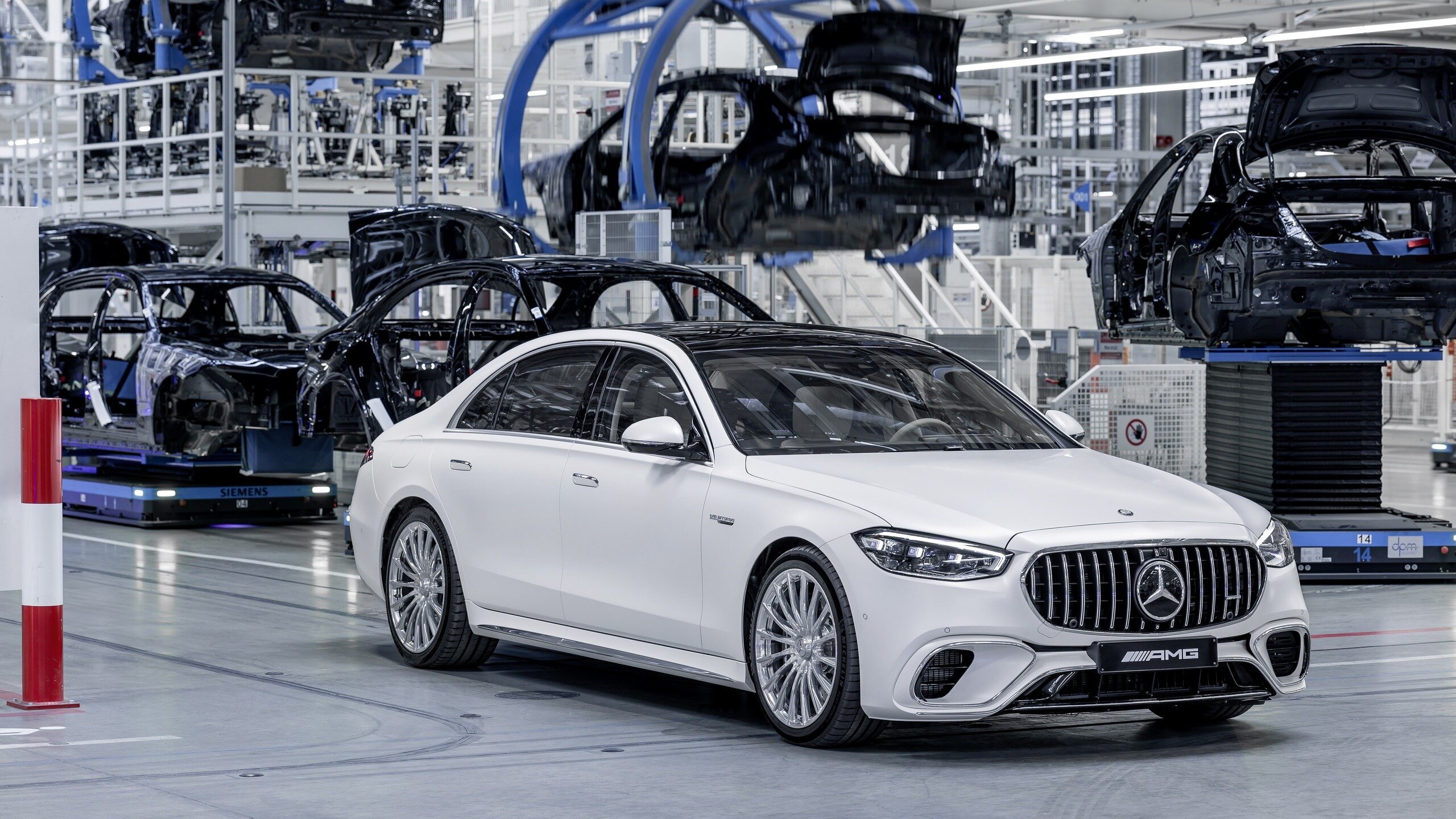 Mercedes-Benz расширил отзыв S-класса: автомобили могут лишиться тормозов