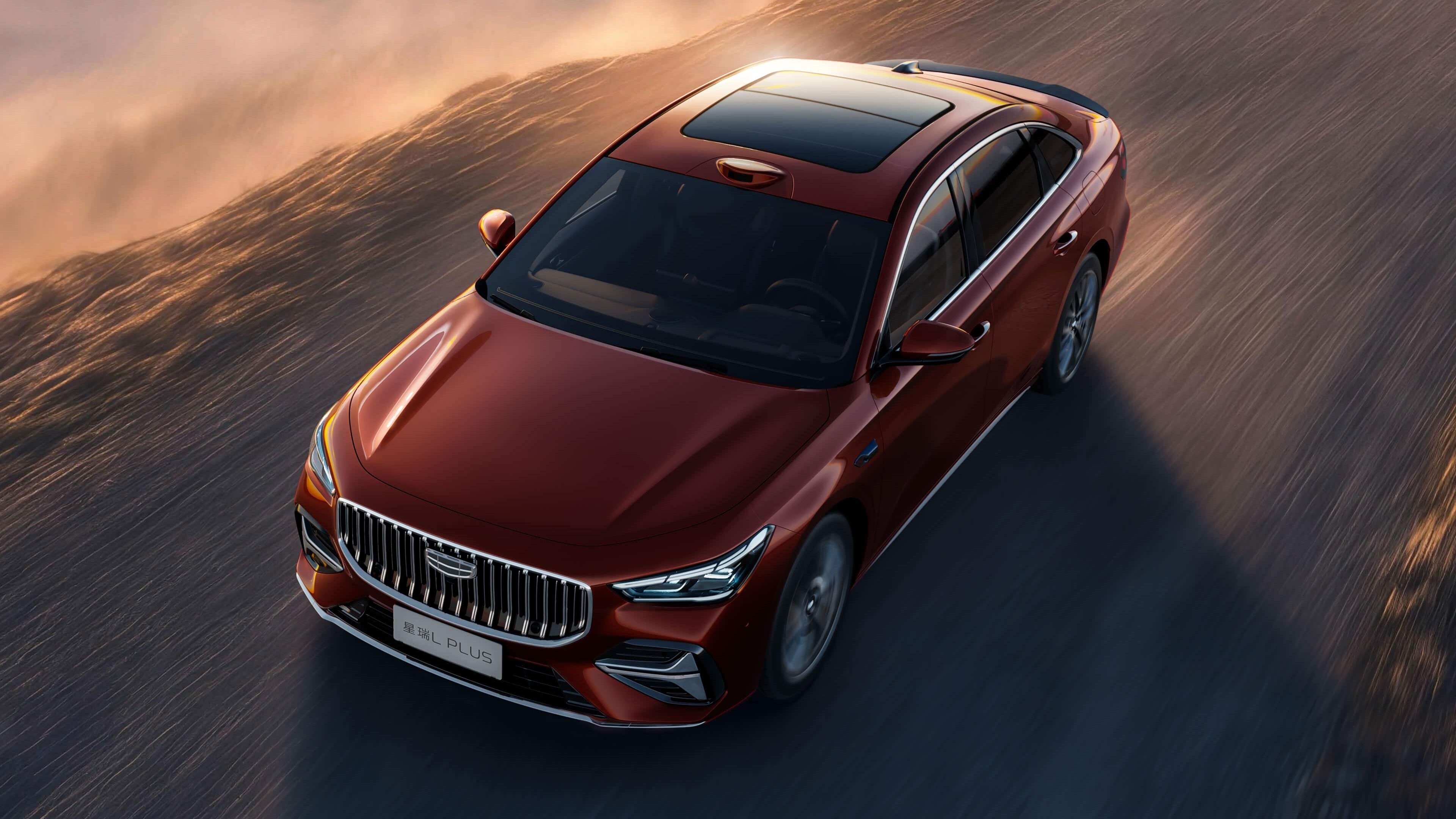 Новый Geely Preface получил в КНР бензиновую версию