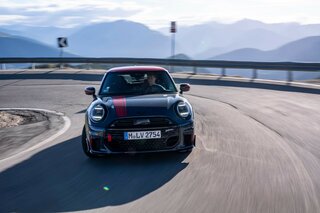 MINI представила фирменные аксессуары John Cooper Works - фото 4 от автора Аксель-Моторс MINI Север в Бортжурнале