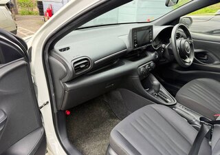 Toyota Yaris - 5 от автора Бондаренко Егор Анатольевич в Бортжурнале