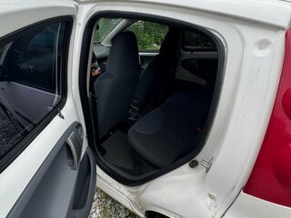Peugeot 107 - 7 от автора Николай в Бортжурнале