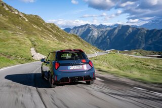 MINI представила фирменные аксессуары John Cooper Works - фото 12 от автора Аксель-Моторс MINI Север в Бортжурнале