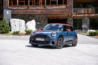 MINI представила фирменные аксессуары John Cooper Works - фото 13 от автора Аксель-Моторс MINI Север в Бортжурнале
