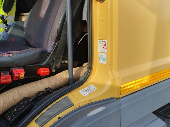 2002 Mercedes-Benz Atego, жёлтый, 3850000 рублей - вид 13