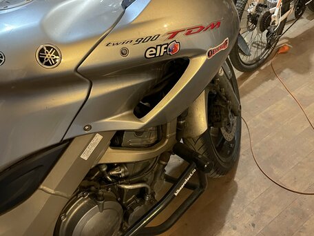 2003 Yamaha TDM900, серебристый, 500000 рублей, вид 2