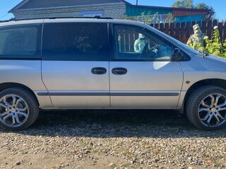 1997 Chrysler Voyager Grand III, серый, 650000 рублей, вид 2