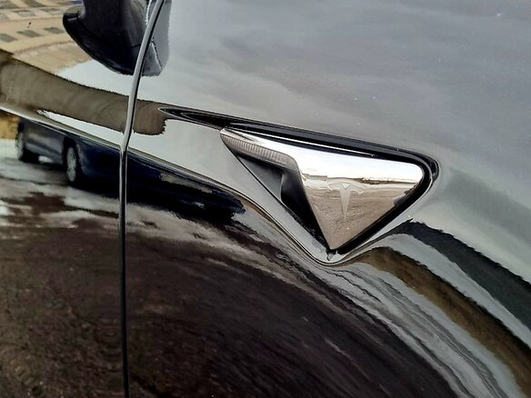 2017 Tesla Model S 90D I Рестайлинг, чёрный, 3150000 рублей - вид 19