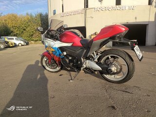 2010 Honda VFR 1200, красный, 750000 рублей, вид 4