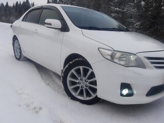 2012 Toyota Corolla X (E140, E150) Рестайлинг, белый, 1600000 рублей, вид 1