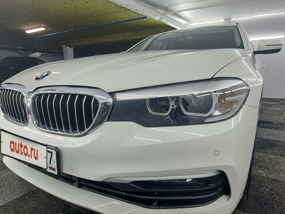 2018 BMW 5 серии 520d VII (G30/G31/G38), белый, 3000000 рублей