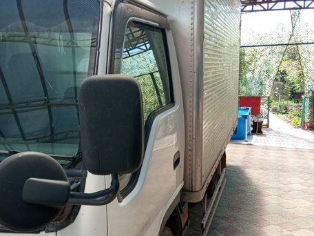 1997 Isuzu Elf (N-series), белый, 700000 рублей, вид 2