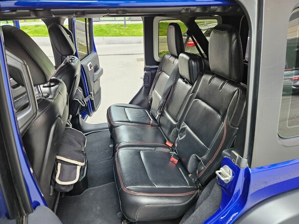 2018 Jeep Wrangler IV (JL), синий, 3499000 рублей - вид 14