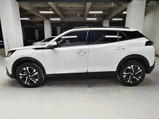 2023 Peugeot 2008 II, белый, 1440000 рублей, вид 5