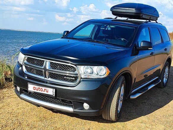 2011 Dodge Durango III, серый, 1650000 рублей