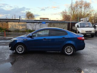 2014 Kia Rio III, синий, 760000 рублей, вид 4