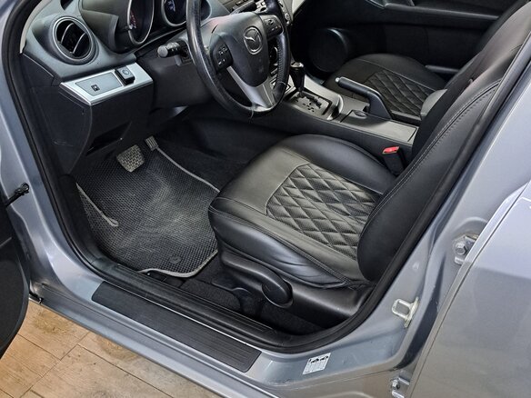2012 Mazda 3 II (BL) Рестайлинг, серебристый, 1050000 рублей - вид 4