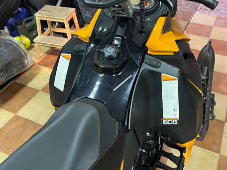2013 BRP Ski-Doo Summit 600, золотистый, 980000 рублей, вид 4