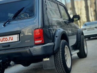 2017 Lada (ВАЗ) 2121 (4x4) I Рестайлинг, серебристый, 700000 рублей, вид 2