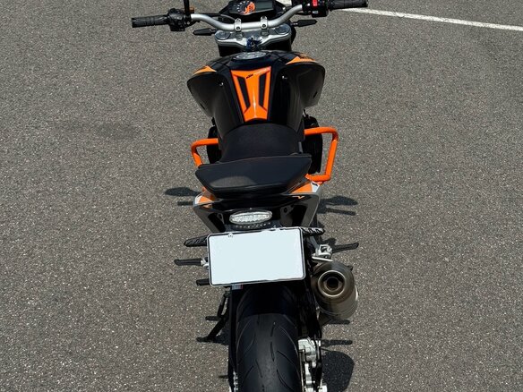 2012 KTM 690 Duke, чёрный, 450000 рублей - вид 6