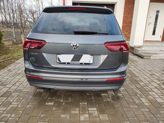 2018 Volkswagen Tiguan II, серый, 2562306 рублей, вид 5