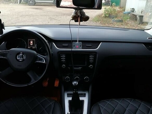 2015 Skoda Octavia III (A7), чёрный, 1920000 рублей - вид 16