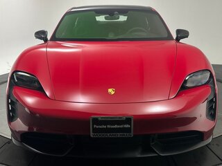 2024 Porsche Taycan GTS I, красный, 21226200 рублей, вид 3