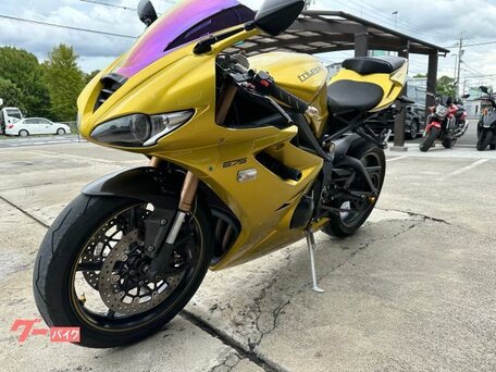 2014 Triumph Daytona 675, жёлтый, 750000 рублей, вид 4