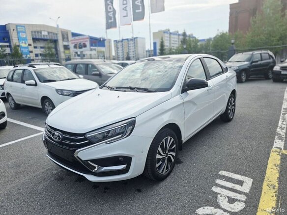 2026 Lada (ВАЗ) Vesta I Рестайлинг (NG), белый, 2015000 рублей - вид 2