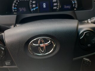 2012 Toyota Camry VII (XV50), серый, 1820000 рублей, вид 2