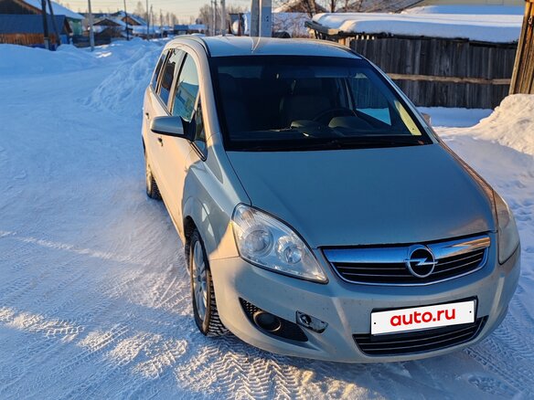 2008 Opel Zafira B Рестайлинг, бежевый, 555000 рублей - вид 1