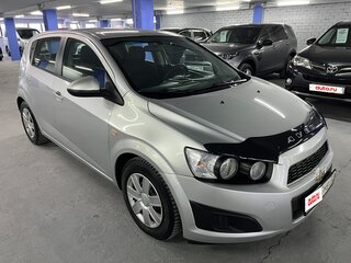 2012 Chevrolet Aveo II, серебристый, 599000 рублей, вид 3