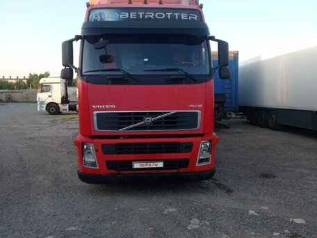 2008 Volvo FH, красный, 5900000 рублей, вид 2