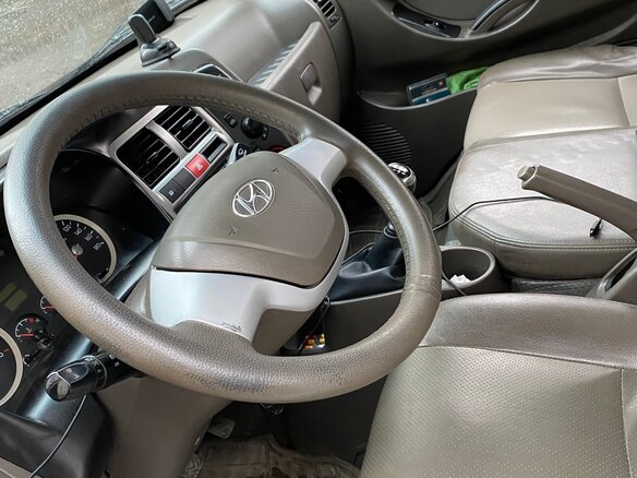 2013 Hyundai Porter II, белый, 990000 рублей - вид 5