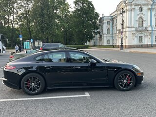 2018 Porsche Panamera II, чёрный, 6500000 рублей, вид 4