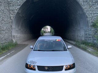 1999 Volkswagen Passat B5, белый, 680000 рублей, вид 3