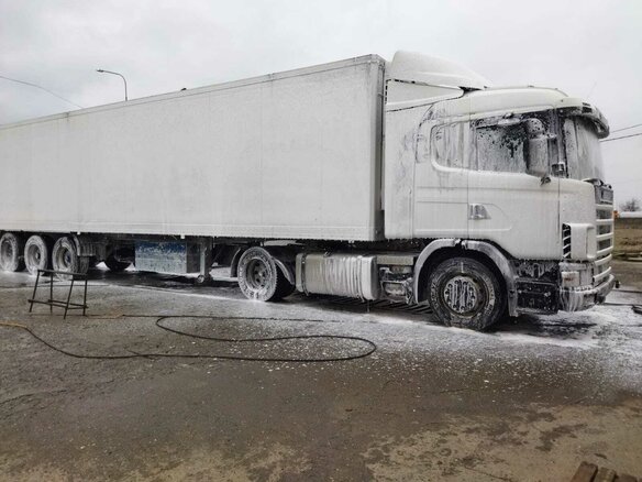 1996 Scania 4-Series, белый, 800000 рублей - вид 2