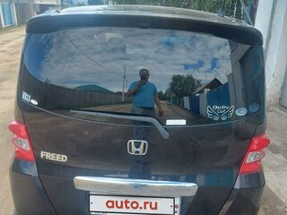 2008 Honda Freed I, чёрный, 800000 рублей, вид 2