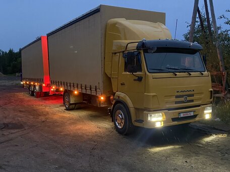 2015 КамАЗ 4308, жёлтый, 3500000 рублей, вид 2