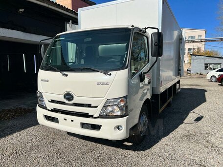 2023 Hino Series 300 (Dutro), белый, 8500000 рублей, вид 3
