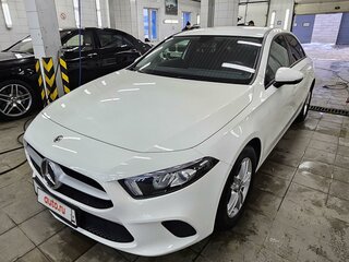 2019 Mercedes-Benz A-Класс 200 IV (W177), белый, 3050000 рублей, вид 1