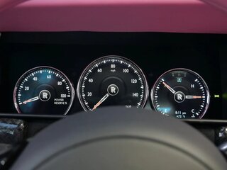 2024 Rolls-Royce Cullinan Black Badge I (Series I), белый, 44787517 рублей, вид 5