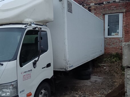 2011 Hino Series 300 (Dutro), белый, 1700000 рублей, вид 4