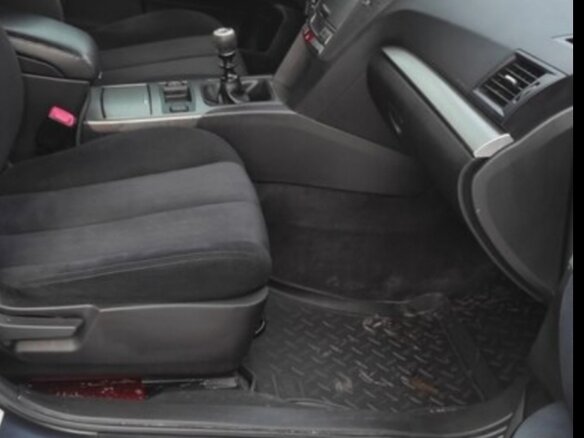 2009 Subaru Outback IV, серый, 880000 рублей - вид 5
